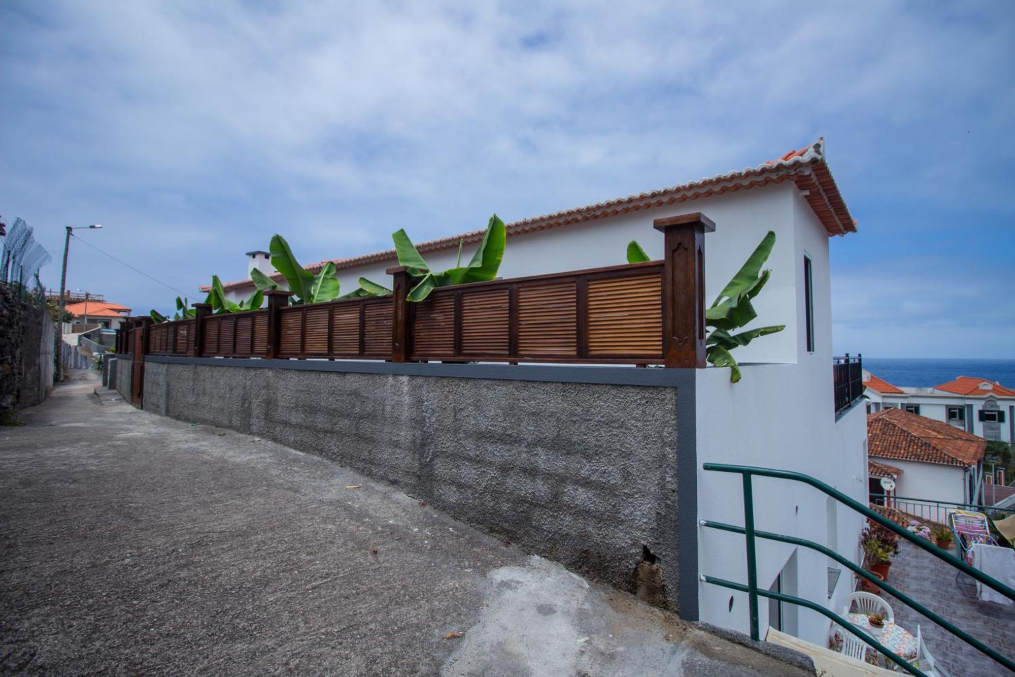 بونتا ديلغادا Oliveira'S Apartments - Madeira Island المظهر الخارجي الصورة