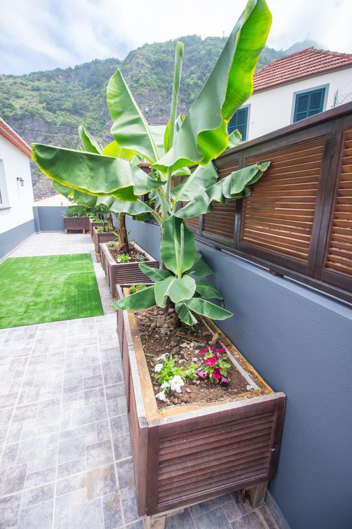 بونتا ديلغادا Oliveira'S Apartments - Madeira Island المظهر الخارجي الصورة