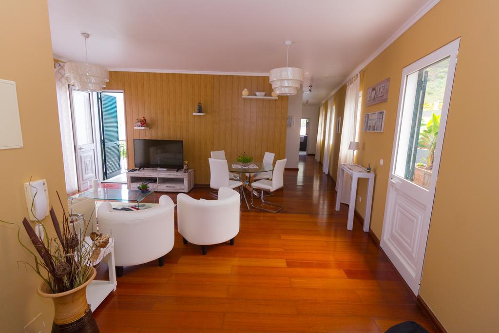 بونتا ديلغادا Oliveira'S Apartments - Madeira Island المظهر الخارجي الصورة