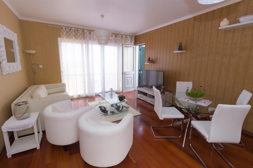 بونتا ديلغادا Oliveira'S Apartments - Madeira Island المظهر الخارجي الصورة
