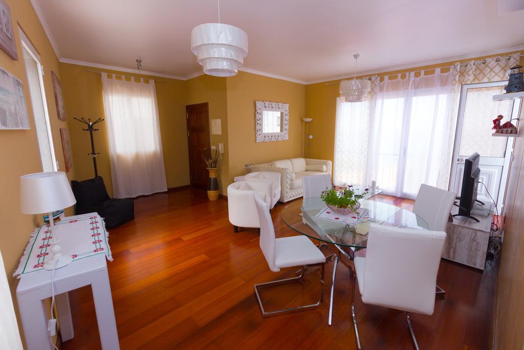 بونتا ديلغادا Oliveira'S Apartments - Madeira Island المظهر الخارجي الصورة