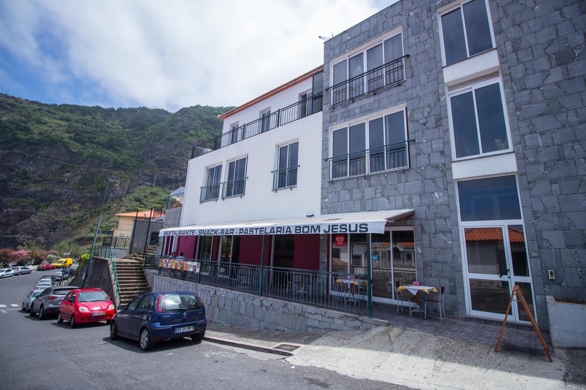 بونتا ديلغادا Oliveira'S Apartments - Madeira Island المظهر الخارجي الصورة